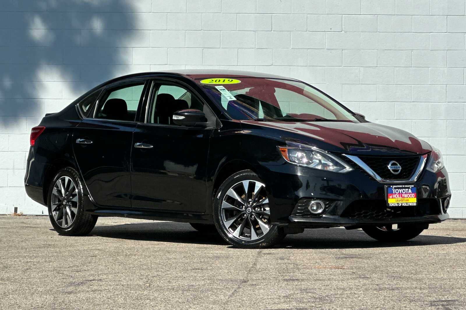 2019 Nissan Sentra SR 4D Sedan