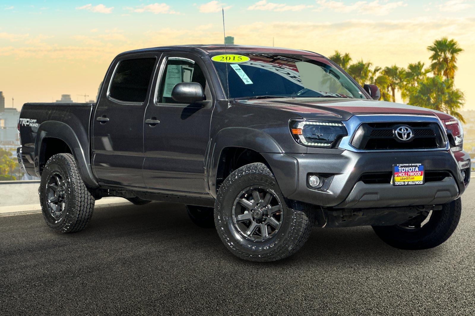 2015 Toyota Tacoma PreRunner 4D Double Cab