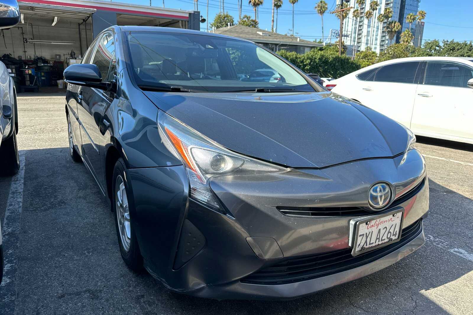 2016 Toyota Prius Four 5D Hatchback