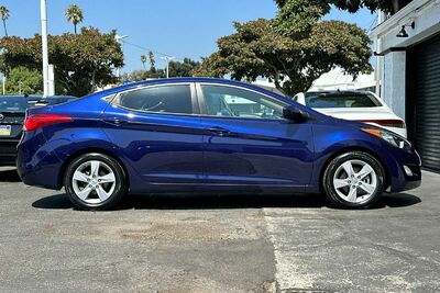 2013 Hyundai Elantra GLS 4D Sedan